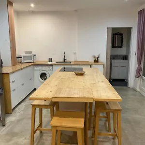 Appartement T2 St Esprit Avec Parking