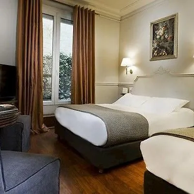 ***  Hotel De La Porte Doree Paris France