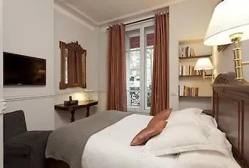 Hotel De La Porte Doree Παρίσι 3*,