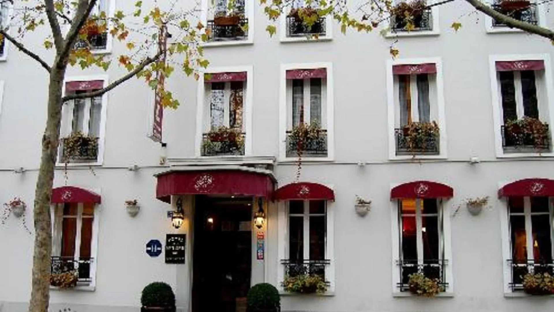 Hotel De La Porte Doree Παρίσι 3*,  Γαλλία