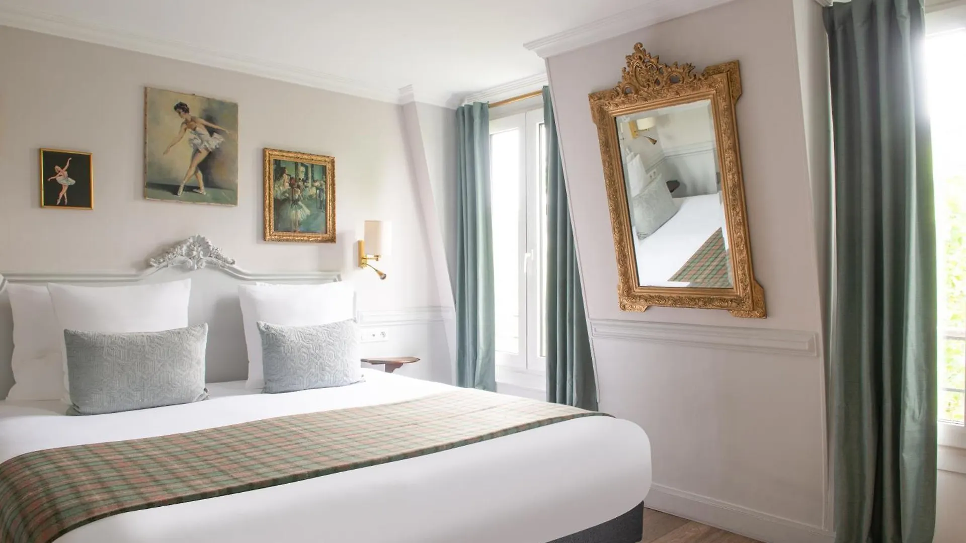 Hotel De La Porte Doree Παρίσι