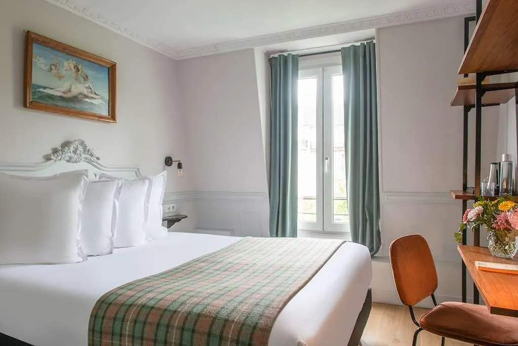 Hotel De La Porte Doree Παρίσι